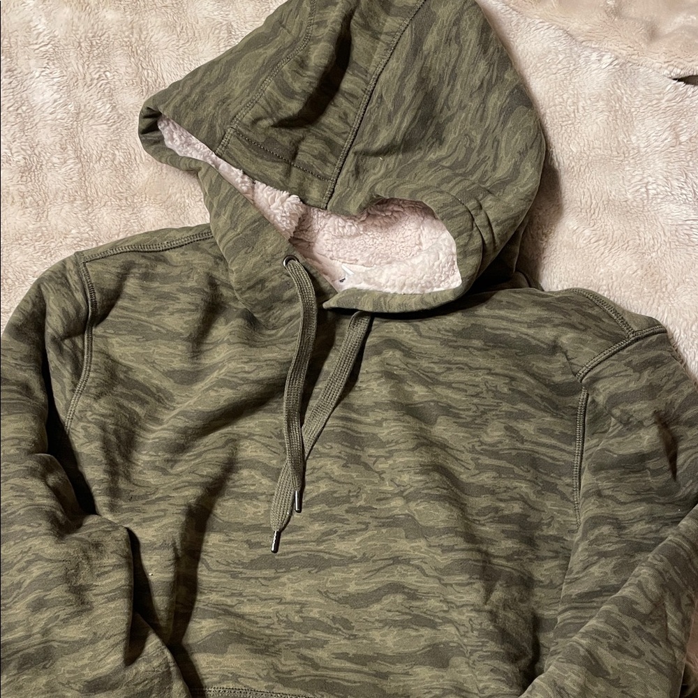 Amazon Essentials Olive Camouflage Men's Hoodie